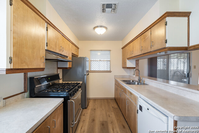 Image 10 of 25 For 5111 Oldstead