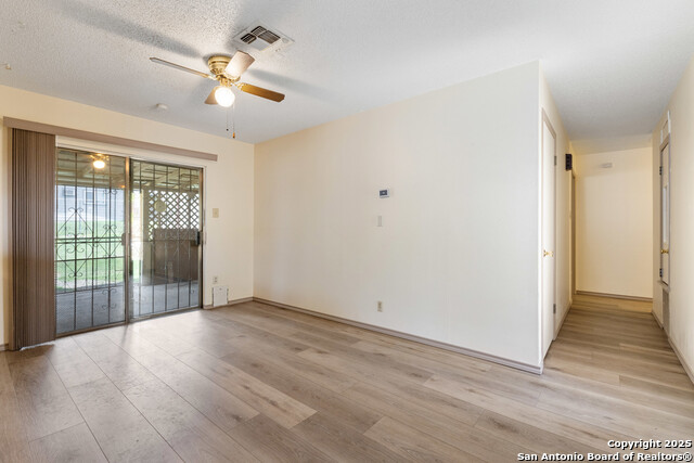 Image 6 of 25 For 5111 Oldstead