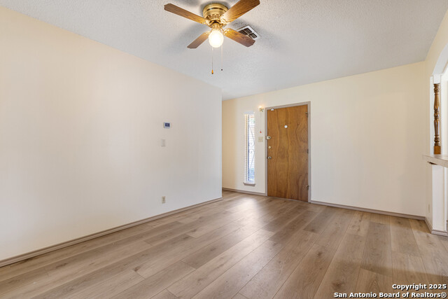 Image 7 of 25 For 5111 Oldstead
