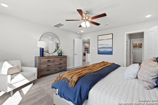 Listing photo id 9 for 7826 Canyon Cove