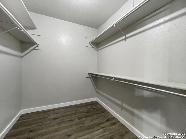 Listing photo id 21 for 3310 Rosetti