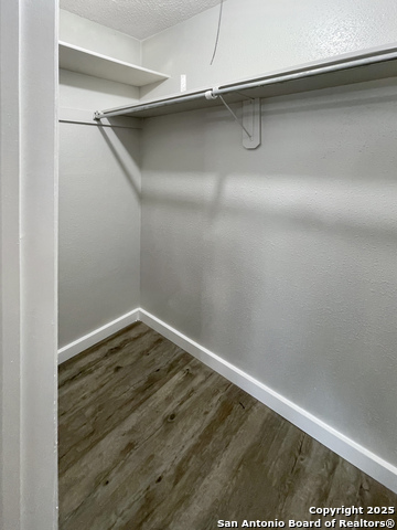 Listing photo id 22 for 3310 Rosetti