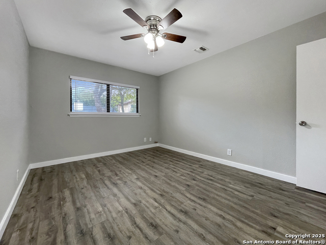Listing photo id 24 for 3310 Rosetti