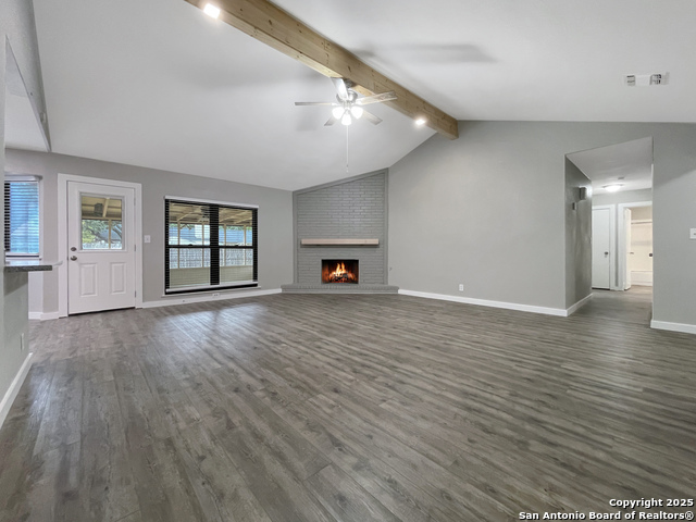 Listing photo id 5 for 3310 Rosetti