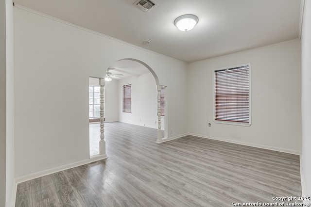 Image 10 of 44 For 811 Cottonwood Ave