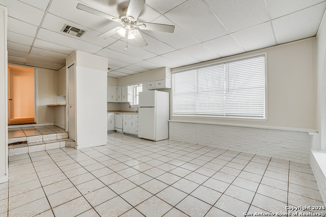 Image 13 of 44 For 811 Cottonwood Ave