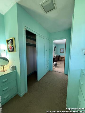 Listing photo id 12 for 520 12th N 