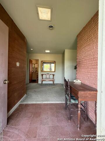 Listing photo id 1 for 520 12th N 