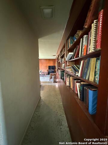 Listing photo id 7 for 520 12th N 