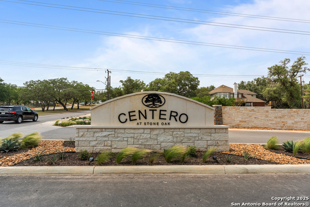 Image 21 of 26 For 20675 Huebner Rd Unit 706
