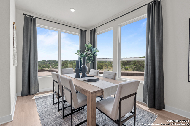 Image 8 of 26 For 20675 Huebner Rd Unit 706