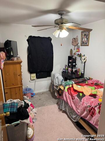 Listing photo id 11 for 227 E Villaret Blvd