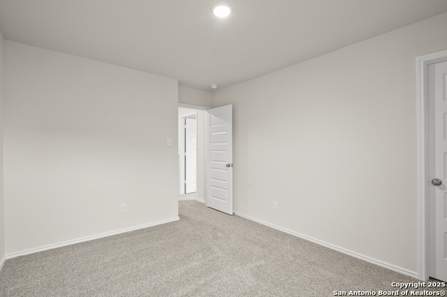 Listing photo id 12 for 9318 Graze Land Drive