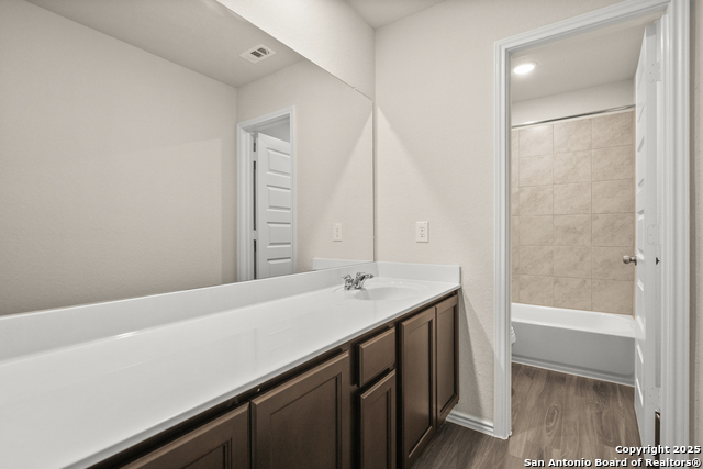 Listing photo id 14 for 9318 Graze Land Drive