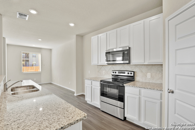 Listing photo id 5 for 4259 Ametrine Way
