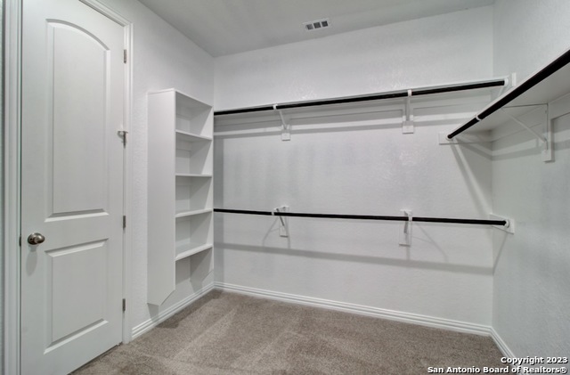 Image 13 of 31 For 850 Saltbush Street