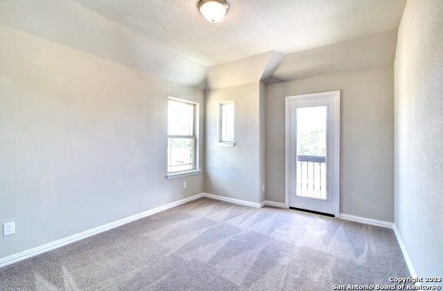 Image 19 of 31 For 850 Saltbush Street