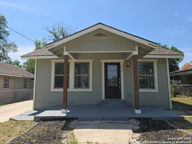 Details for 124 Baylor E, San Antonio, TX 78204