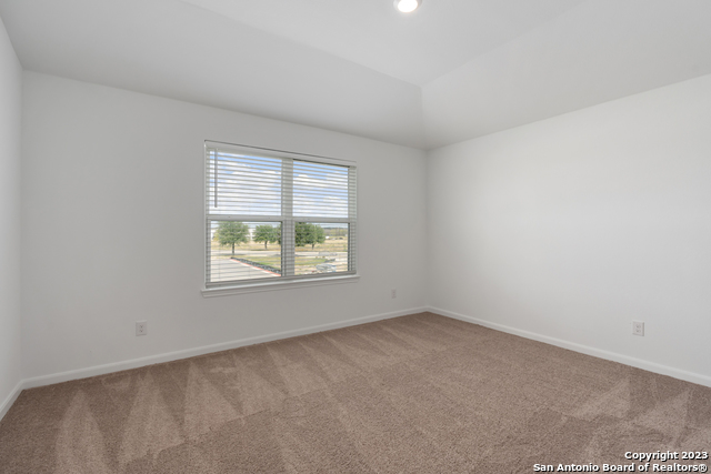 Listing photo id 2 for 10827 Quinn Court