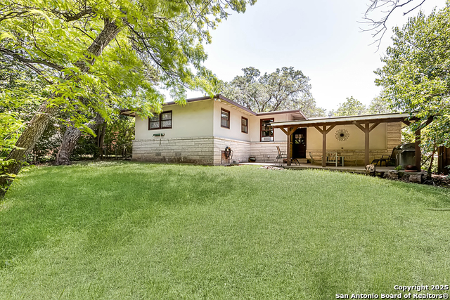 Image 25 of 26 For 2027 Edgehill Dr.
