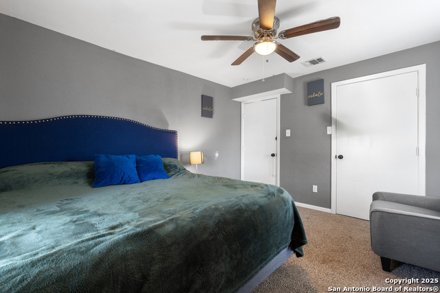 Listing photo id 13 for 3407 La Violeta