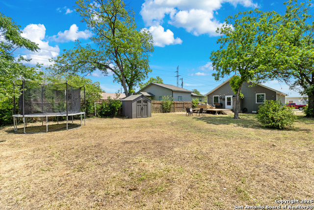Listing photo id 22 for 3407 La Violeta