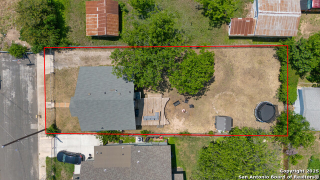 Listing photo id 34 for 3407 La Violeta