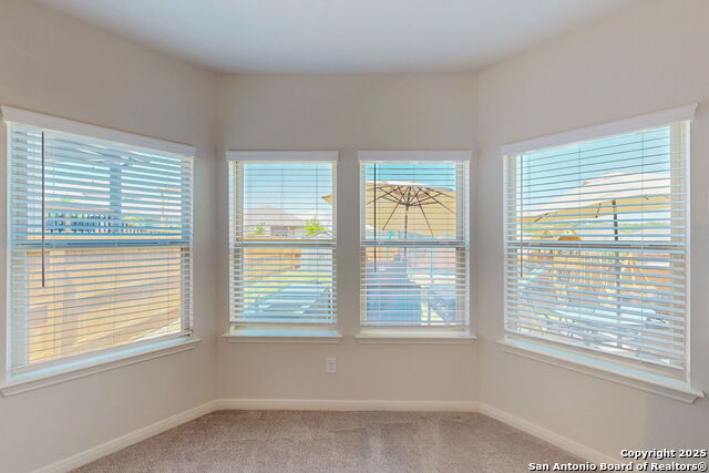 Image 28 of 53 For 10259 Juniper Oaks
