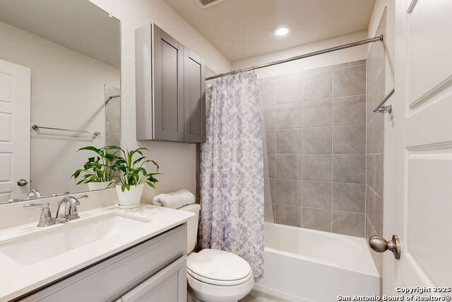 Image 39 of 53 For 10259 Juniper Oaks
