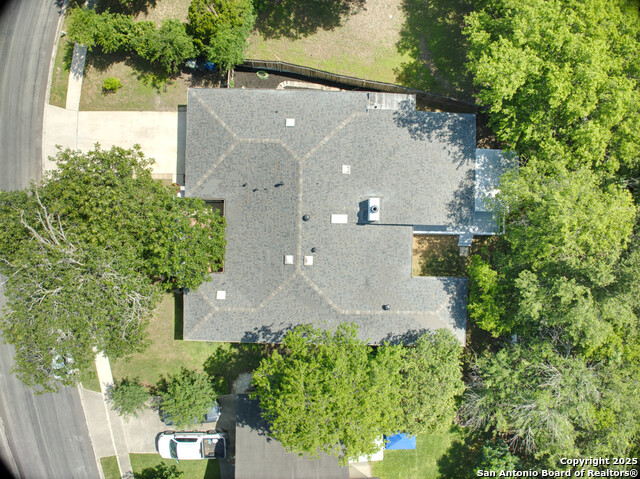 Image 35 of 42 For 5914 Pineway