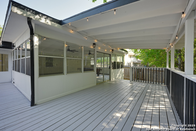 Image 7 of 42 For 5914 Pineway