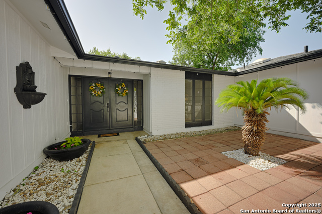 Image 8 of 42 For 5914 Pineway