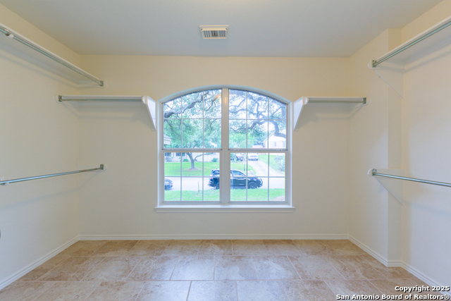 Image 30 of 44 For 22326 Navasota Circle