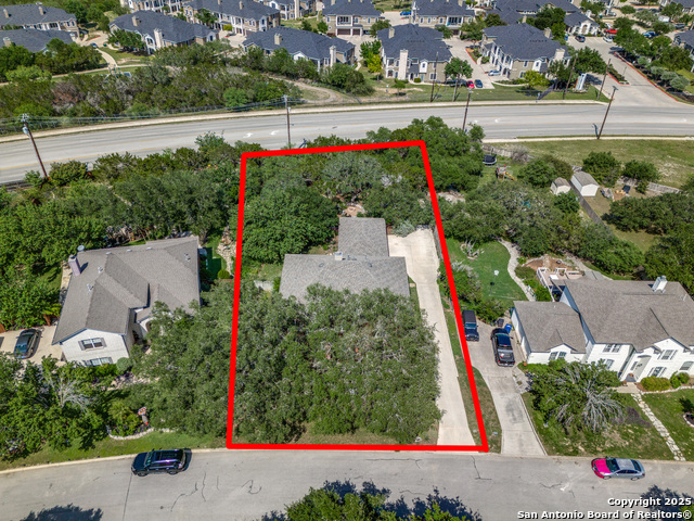 Image 32 of 44 For 22326 Navasota Circle