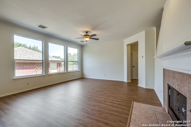 Image 5 of 44 For 22326 Navasota Circle