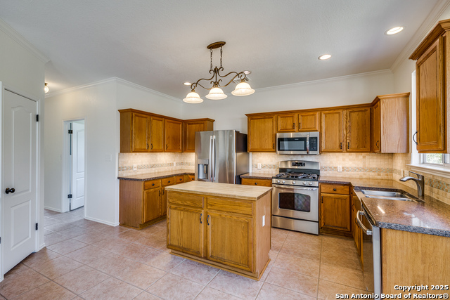 Image 8 of 44 For 22326 Navasota Circle