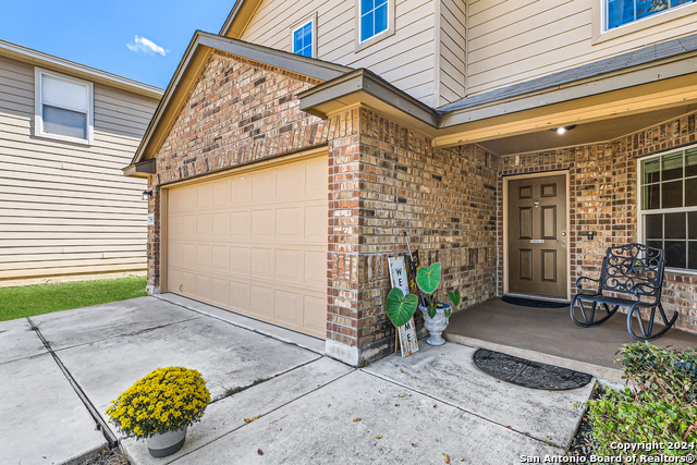 Listing photo id 0 for 7350 Sky Blue