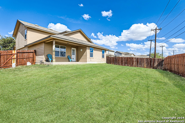 Listing photo id 20 for 7350 Sky Blue
