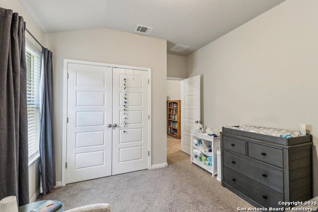 Listing photo id 19 for 3012 Hess Boulevard