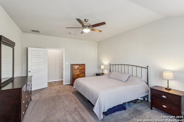 Listing photo id 23 for 3012 Hess Boulevard