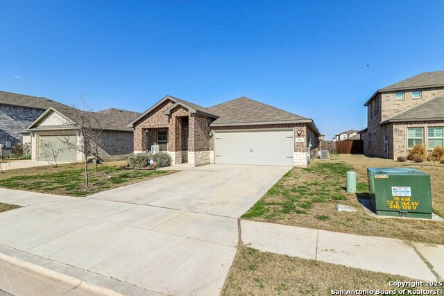 Listing photo id 4 for 3012 Hess Boulevard