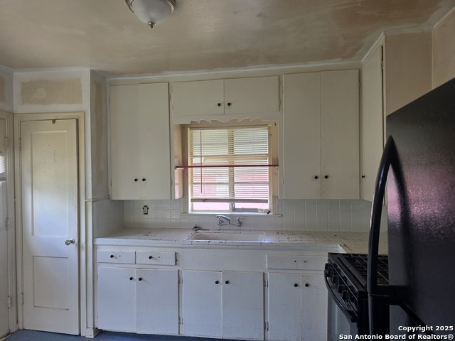 Image 15 of 19 For 3218 Southcross E