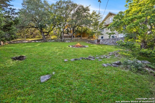 Image 34 of 53 For 630 Deerwood Dr
