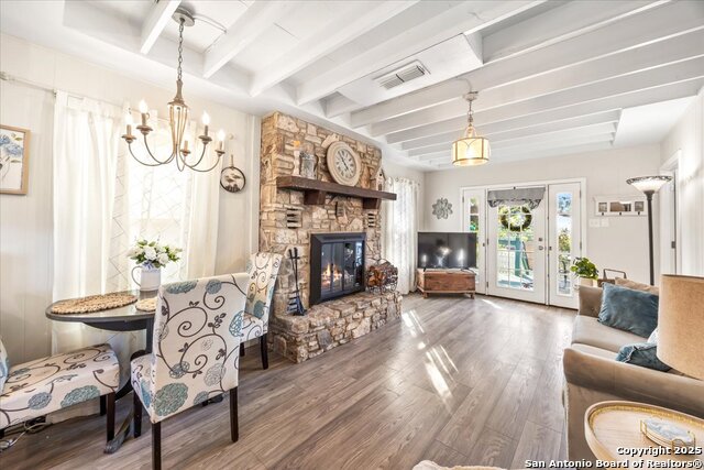 Image 9 of 53 For 630 Deerwood Dr
