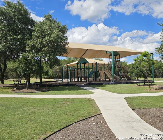 Image 22 of 26 For Lot 347 Pr 1747