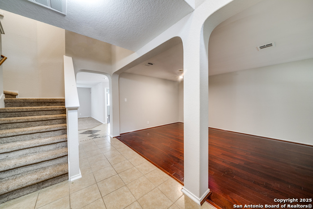 Image 3 of 26 For 221 Raleigh Dr