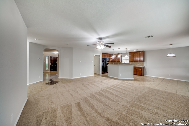 Image 7 of 26 For 221 Raleigh Dr