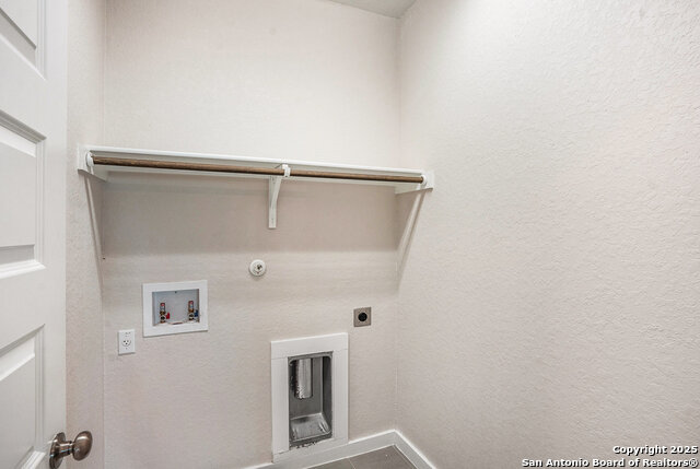 Image 12 of 16 For 15062 Palm Desert