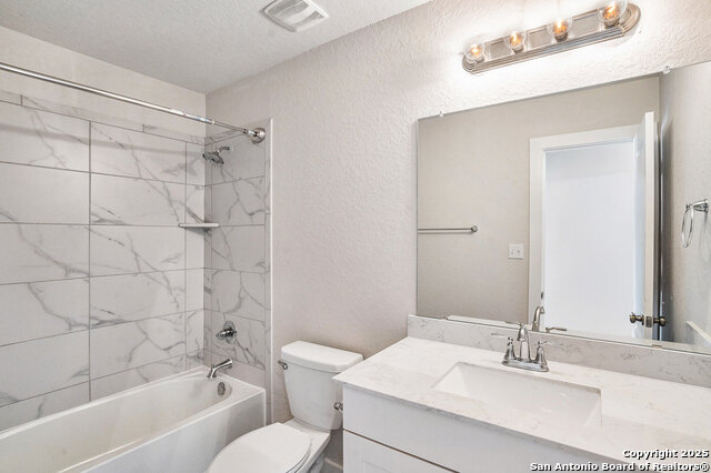 Image 15 of 16 For 15062 Palm Desert