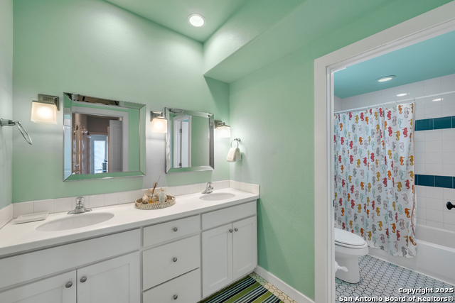 Listing photo id 22 for 2525 11th St S 49